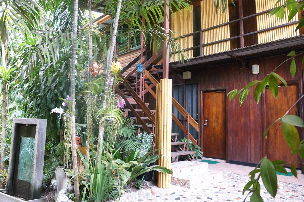 Raintree Lodge Port Moresby Dış mekan fotoğraf